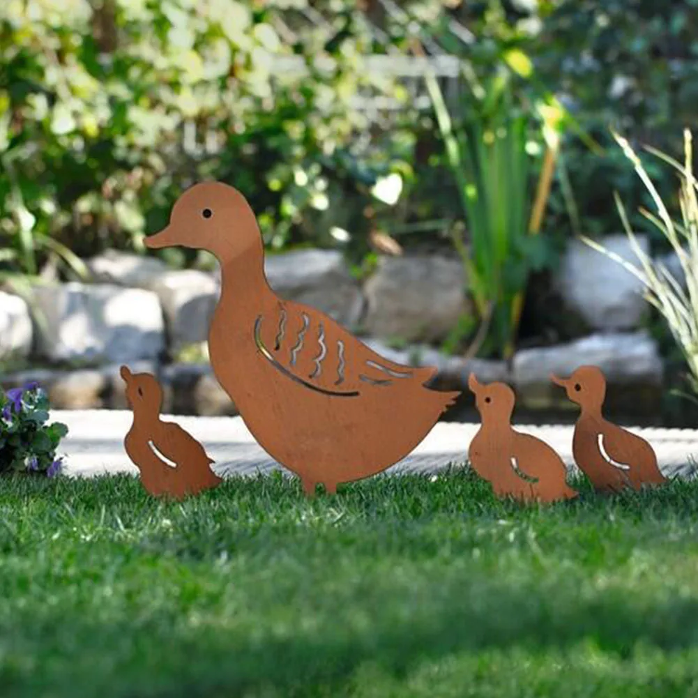 

4Pcs Rusty Garden Plugs European Wedding Inserted Cute Ducks Home Decoration Party Retro Lawn Iron