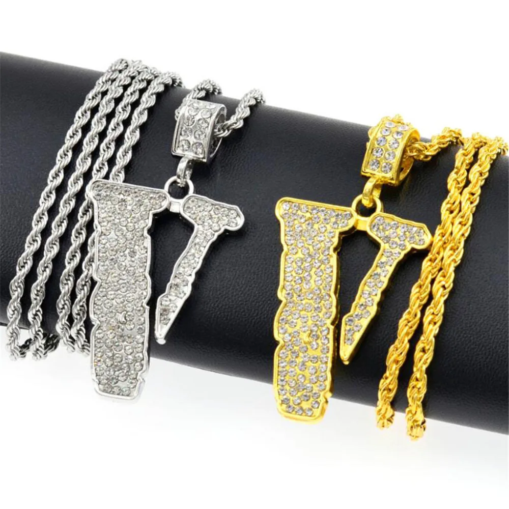 Tide Brand Necklace Hip Hop Men's Pendant Fashion Full V-Shaped Necklace Exquisite Jewelry Accessories Choker Fantasy Torque
Tide Brand Necklace Hip Hop Men's Pendant Fashion Full V-Shaped Necklace Exquisite Jewelry Accessories Choker Fantasy Torque