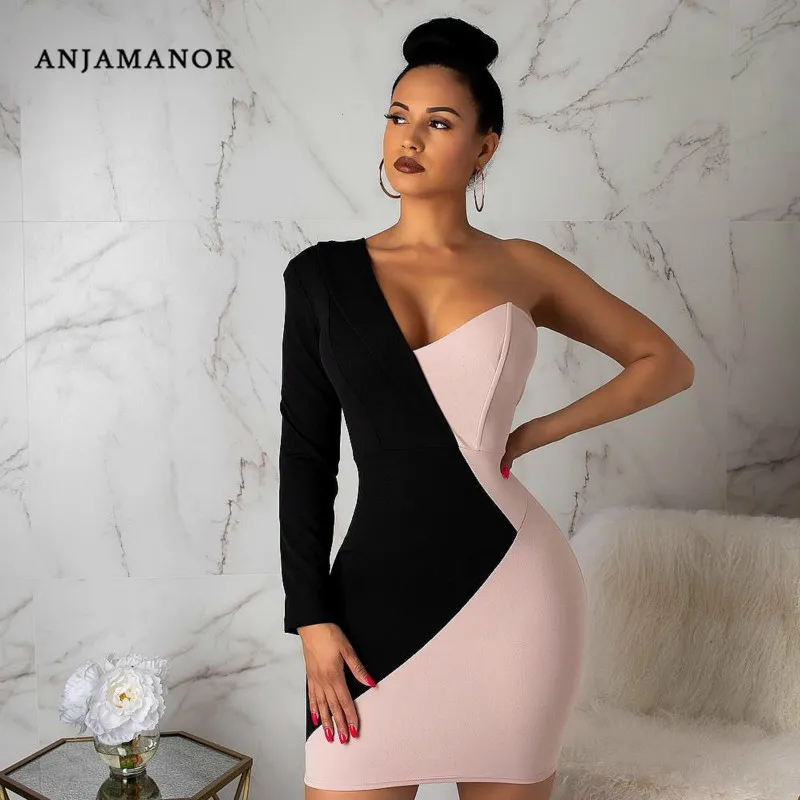 ANJAMANOR One Shoulder Long Sleeve Mini Bodycon Dress Black Pink Patchwork Vintage Party Dress Women Elegant Vestidos D43-AZ93
ANJAMANOR One Shoulder Long Sleeve Mini Bodycon Dress Black Pink Patchwork Vintage Party Dress Women Elegant Vestidos D43-AZ93