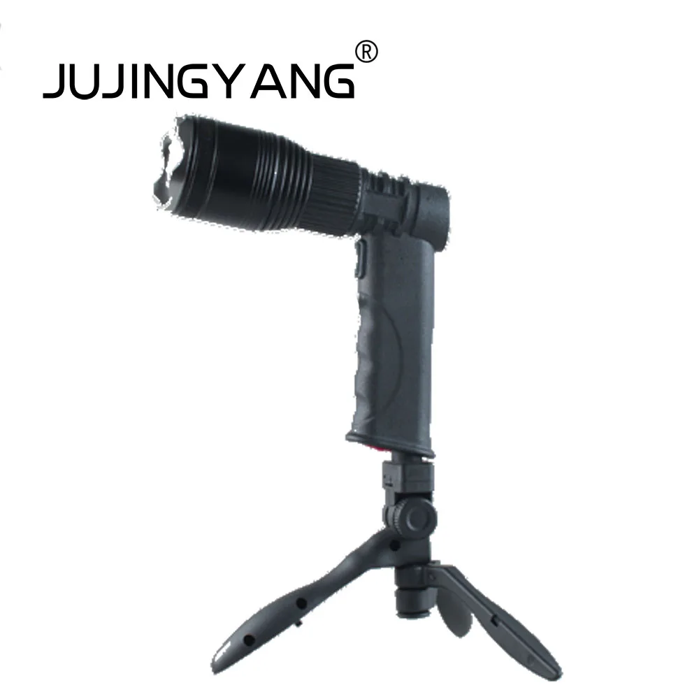 Gun flashlight outdoor camping adventure waterproof handheld light home USB charging torch light built in lithium battery
Gun flashlight outdoor camping adventure waterproof handheld light home USB charging torch light built in lithium battery