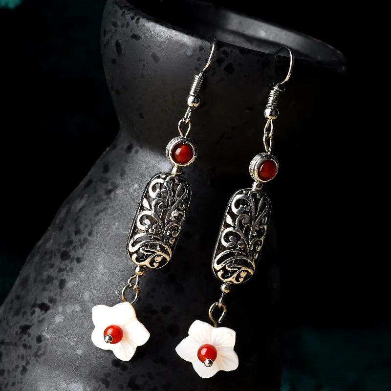 Vintage Hanging earrings with stone Drop Earrings for women Zinc alloy dangling earrings fashion jewelry 2017 New Arrival
Vintage Hanging earrings with stone Drop Earrings for women Zinc alloy dangling earrings fashion jewelry 2017 New Arrival