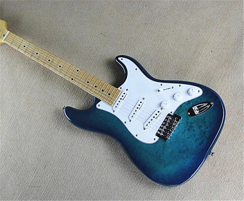 Factory Custom Blue tiger Electric guitar is worn with a large white guard plate and silver parts, which can be customized.
Factory Custom Blue tiger Electric guitar is worn with a large white guard plate and silver parts, which can be customized.