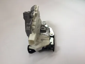 Rear left FOR SEAT ALTEA TOLEDO MK3 ALTEA XL REAR LEFT DOOR LOCK MECHANISM 1P0839015A 5P0839011C 5P0839011 5P0833055A
Rear left FOR SEAT ALTEA TOLEDO MK3 ALTEA XL REAR LEFT DOOR LOCK MECHANISM 1P0839015A 5P0839011C 5P0839011 5P0833055A