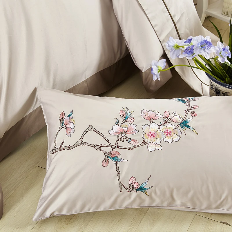 100% Egypt Cotton Silky Luxury Royal Bedding set Queen/King Size Embroidery Korean Bed set Duvet cover Bed linen Pillowcases 100% Egypt Cotton Silky Luxury Royal Bedding set Queen/King Size Embroidery Korean Bed set Duvet cover Bed linen Pillowcases