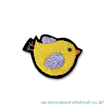 Cute little yellow bird badge fashion clothes bag cap bigbang Metal silk handmade embroidery cactus badge Creative luxury badges
Cute little yellow bird badge fashion clothes bag cap bigbang Metal silk handmade embroidery cactus badge Creative luxury badges