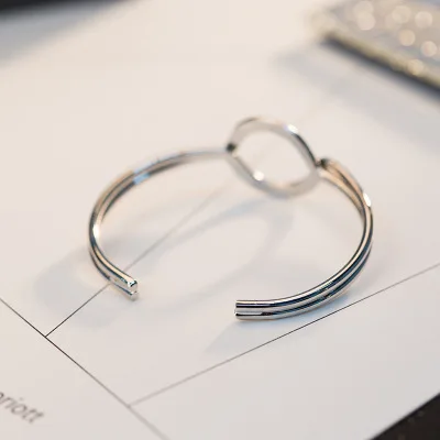 Personality Simple Opening Couple Bracelet Fashion Copper Bracelet Round Heart Jewelry
Personality Simple Opening Couple Bracelet Fashion Copper Bracelet Round Heart Jewelry