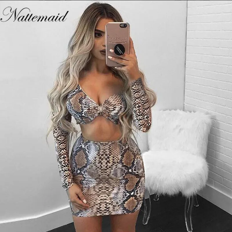 NATTEMAID women print Sexy Mini Bodycon Two Piece Dress sets Fashion Club Party 2 PCS Dresses Women Clothing suits Vestidos
NATTEMAID women print Sexy Mini Bodycon Two Piece Dress sets Fashion Club Party 2 PCS Dresses Women Clothing suits Vestidos