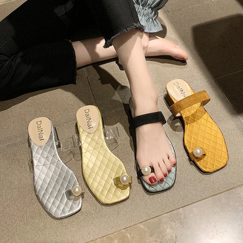 

Outside Female Beach Slippers Slides Sandal Brief Rubber Mules Leather Modis Summer Ladies Low New 2019 Chunky Heel Thongs
