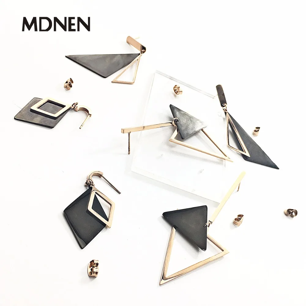 Drop Earrings Alloy Trendy Geometric triangle prismatic Black Gold Dangle Earrings For Women Girl Fashion Jewelry
Drop Earrings Alloy Trendy Geometric triangle prismatic Black Gold Dangle Earrings For Women Girl Fashion Jewelry