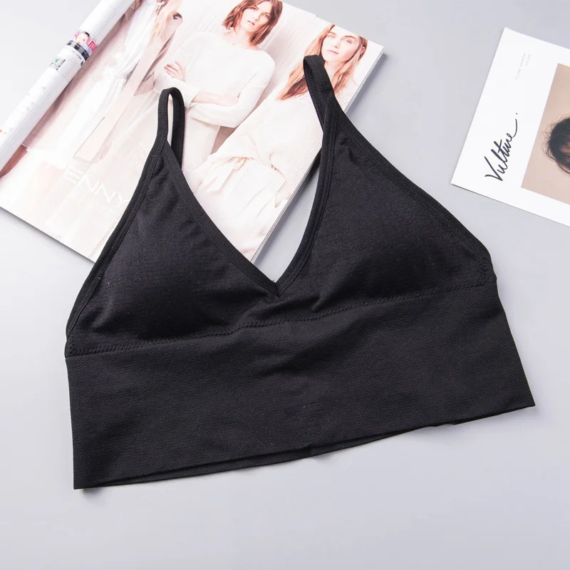 One-Piece Padded Tube Top Adjustable Shoulder Strap Deep V Tank Top Camisoles Underwear
One-Piece Padded Tube Top Adjustable Shoulder Strap Deep V Tank Top Camisoles Underwear