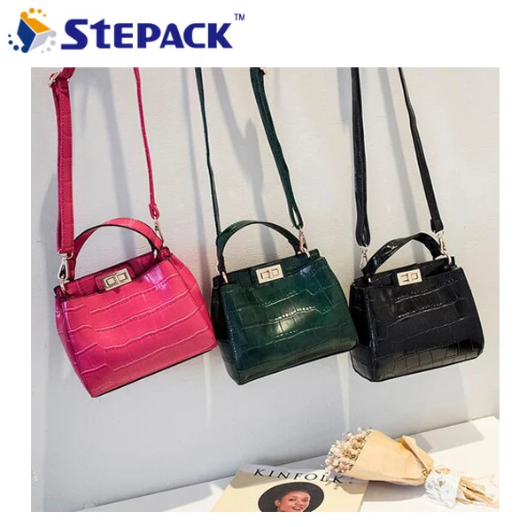 2017 New Brand Crocodile Pattern 3 Colors Shoulder Bag Minimalist Crossbody BagPU leather Bag Fashion Small Women Messenger Bag
2017 New Brand Crocodile Pattern 3 Colors Shoulder Bag Minimalist Crossbody BagPU leather Bag Fashion Small Women Messenger Bag