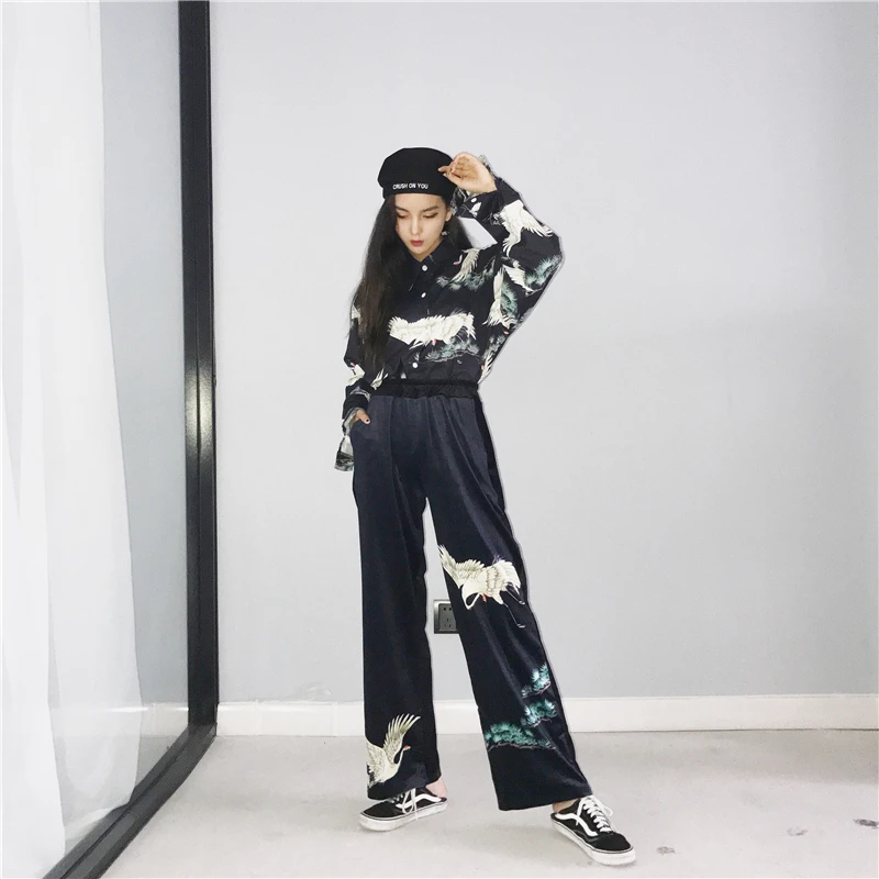 Vintage Crane Print Loose Straight Elastic High Waist Women Pant Korean Fashion Streetwear Workout Boho Trouser Summer Sweatpant
Vintage Crane Print Loose Straight Elastic High Waist Women Pant Korean Fashion Streetwear Workout Boho Trouser Summer Sweatpant