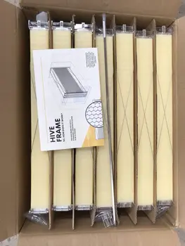 FACTORY OWN DEVELOP honey beehive 7plastic beehive frames packed in one carton to suit one hive box
FACTORY OWN DEVELOP honey beehive 7plastic beehive frames packed in one carton to suit one hive box