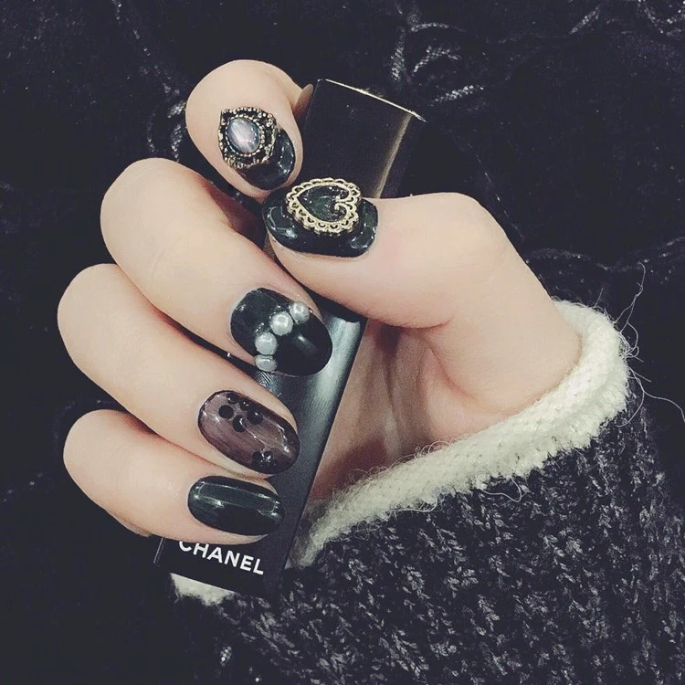 Hepburn style vintage black armband with gemstone 3D fake nails cute pure color false nails 24pcs with glue round full nail tips
Hepburn style vintage black armband with gemstone 3D fake nails cute pure color false nails 24pcs with glue round full nail tips