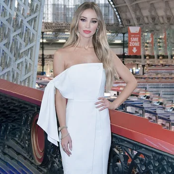 Summer 2019 Dress Elegant Strapless Sexy Fashion Sleeveless Women Backless Celebrit Night Club Body con Party Dresses Wholesale
Summer 2019 Dress Elegant Strapless Sexy Fashion Sleeveless Women Backless Celebrit Night Club Body con Party Dresses Wholesale