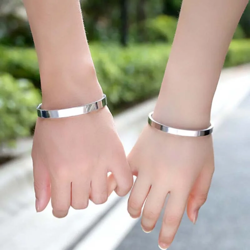 Titanium Steel Wristband Bracelet Jewelry Charm Cuff Bangle Gift for unisex lovers
Titanium Steel Wristband Bracelet Jewelry Charm Cuff Bangle Gift for unisex lovers