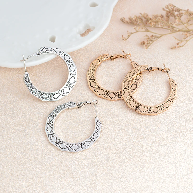 Trendy Large Hoop Earrings Gold Silver Circle Earrings Black rhombic Decorative Celebrity Brand Loop Earrings for Women Jewelry
Trendy Large Hoop Earrings Gold Silver Circle Earrings Black rhombic Decorative Celebrity Brand Loop Earrings for Women Jewelry