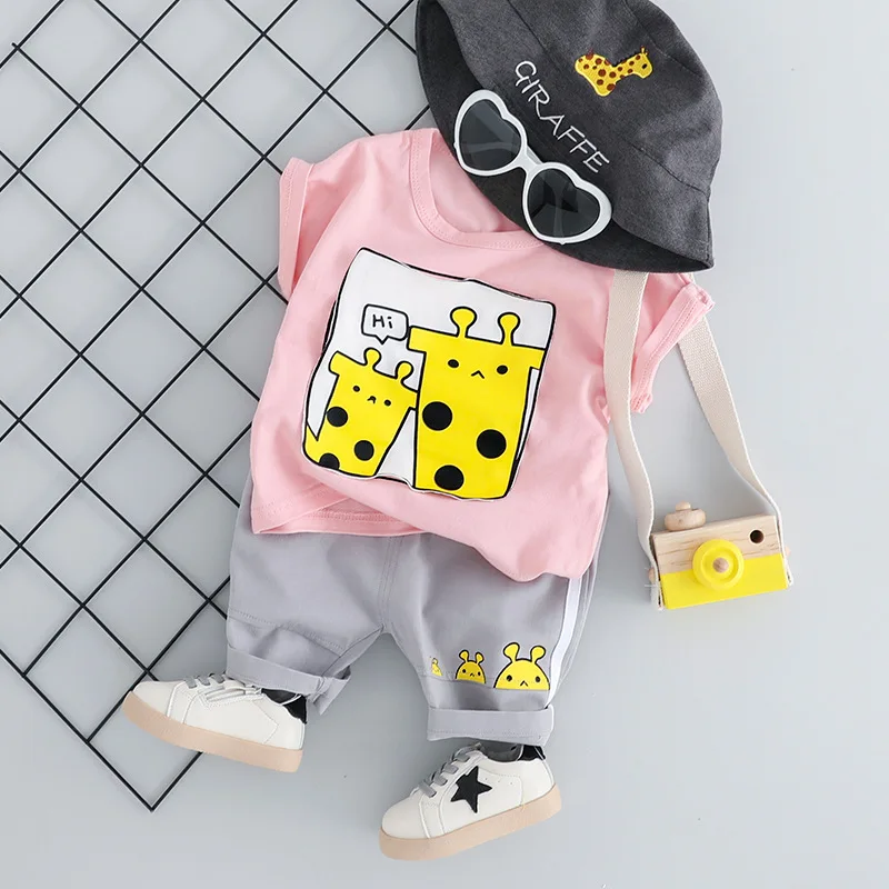 Summer 2019 Baby Kids 0-3 year For girls short Sleeve Cartoon giraffe t-shirt Tops+ casual shorts 2pcs Clothes Set C2647
Summer 2019 Baby Kids 0-3 year For girls short Sleeve Cartoon giraffe t-shirt Tops+ casual shorts 2pcs Clothes Set C2647