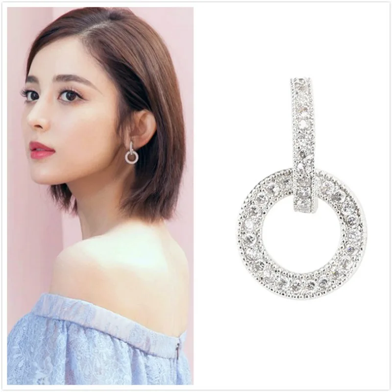 2019 Sweet Temperament Rhinestone Double Round Link Long Drop Earrings For Women Elegant Jewelry Girl Party Gifts
2019 Sweet Temperament Rhinestone Double Round Link Long Drop Earrings For Women Elegant Jewelry Girl Party Gifts