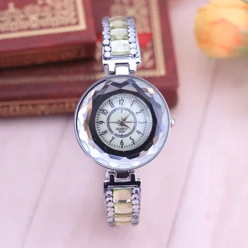 2019 CYD women fashion jewelry diamond luxury rhinestone crystal ladies quartz wristwatches girl dress clock relogio feminino 
2019 CYD women fashion jewelry diamond luxury rhinestone crystal ladies quartz wristwatches girl dress clock relogio feminino