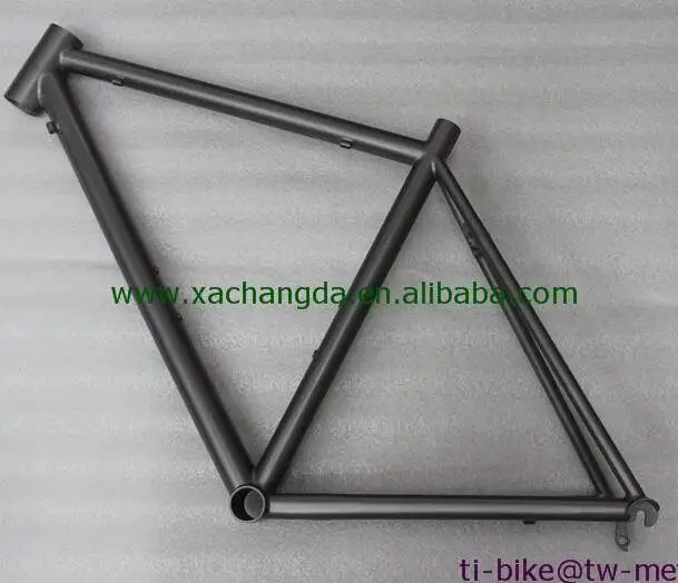 wholesale titanium road bike frame with sand blasting made in China can be customized according to your requirements!
wholesale titanium road bike frame with sand blasting made in China can be customized according to your requirements!