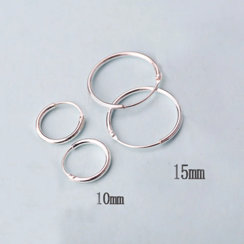 2829032749_220175051