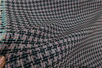 free ship pink black houndstooth weaved COTTON and viscose tweed fabric by meter 59" wide
free ship pink black houndstooth weaved COTTON and viscose tweed fabric by meter 59" wide