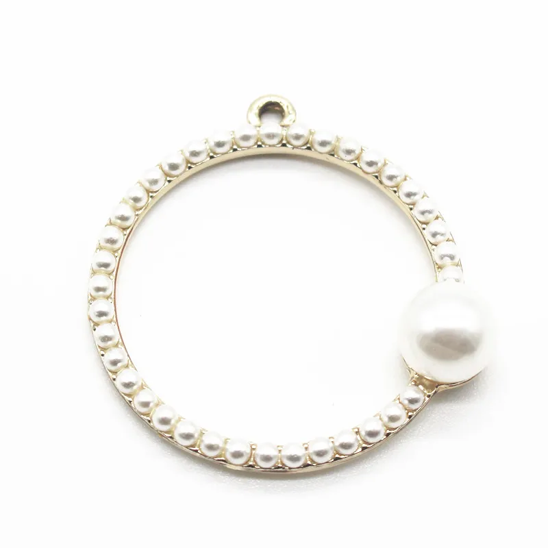 20pcs/lot golden pearl roundness Dangle Charms Lobster Clasp Hanging Charm For Bracelet&Pendant Floating Charms Jewelry
20pcs/lot golden pearl roundness Dangle Charms Lobster Clasp Hanging Charm For Bracelet&Pendant Floating Charms Jewelry