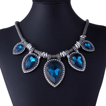 Luxury Vintage Women Choker Necklace Big Crystal Jewelry Silver Color Chain Boho Chunky Statement Maxi Necklaces Collier Femme
Luxury Vintage Women Choker Necklace Big Crystal Jewelry Silver Color Chain Boho Chunky Statement Maxi Necklaces Collier Femme