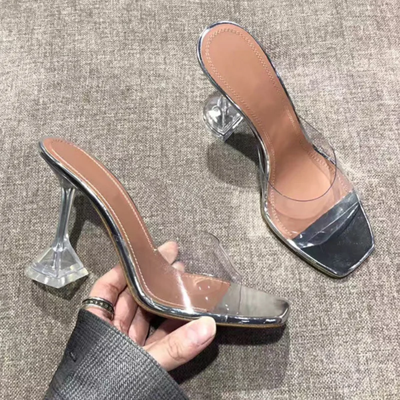 New Fashion Women Summer Slippers Transparent PVC Ladies High Heels Shoes Woman Square Toe Party Pumps Sandalias Femmes Creepers
New Fashion Women Summer Slippers Transparent PVC Ladies High Heels Shoes Woman Square Toe Party Pumps Sandalias Femmes Creepers