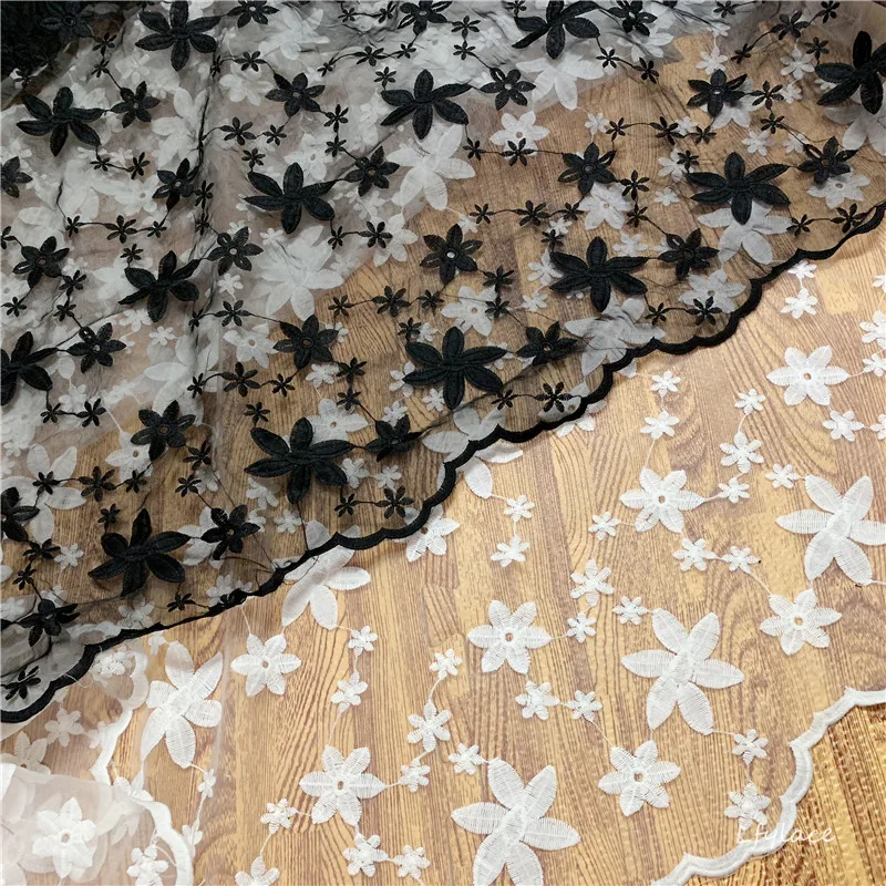 LFY 1 YARD 130 CM width Off White and Black floral exquiste Organza mesh embroidery lace fabric wedding dress shirt skirt fabric
LFY 1 YARD 130 CM width Off White and Black floral exquiste Organza mesh embroidery lace fabric wedding dress shirt skirt fabric