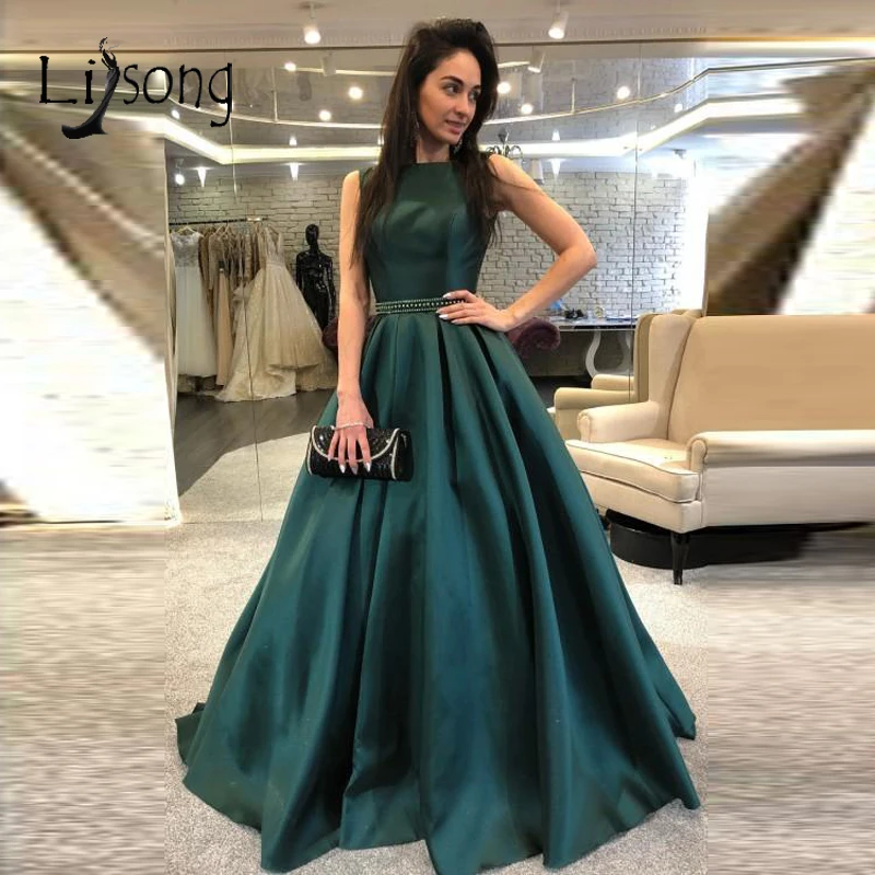 Simple Dark Green Long Evening Dresses 2019 Sparkle Beaded Crystal A-line Backless Prom Gowns Modest Party Dress Abendkleider
Simple Dark Green Long Evening Dresses 2019 Sparkle Beaded Crystal A-line Backless Prom Gowns Modest Party Dress Abendkleider