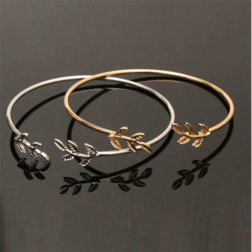 Best Price Fashion Women Girls Crystal Jewelry Silver Plated Charm Bracelet Bangle 435#1
Best Price Fashion Women Girls Crystal Jewelry Silver Plated Charm Bracelet Bangle 435#1