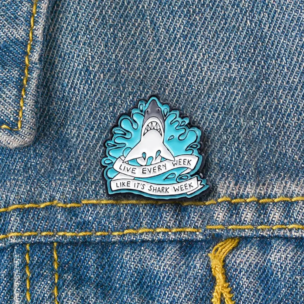 Cartoon Cute Whale Shark Wave Letter Enamel Brooch Pin Denim Jacket Collar Backpack Badge 
Cartoon Cute Whale Shark Wave Letter Enamel Brooch Pin Denim Jacket Collar Backpack Badge