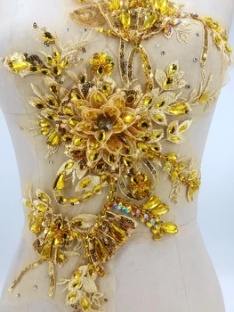 sew on golden rhinestones lace applique crystals triming patches 42*27cm for dress DIY accessories
sew on golden rhinestones lace applique crystals triming patches 42*27cm for dress DIY accessories