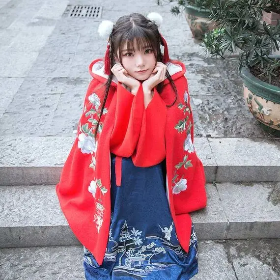 Lantern Love Beautiful Women's Winter Chinese Style Vintage Gorgerous Dress Fine Embroidery Hanfu Long Dress 4PCS Set Warm
Lantern Love Beautiful Women's Winter Chinese Style Vintage Gorgerous Dress Fine Embroidery Hanfu Long Dress 4PCS Set Warm