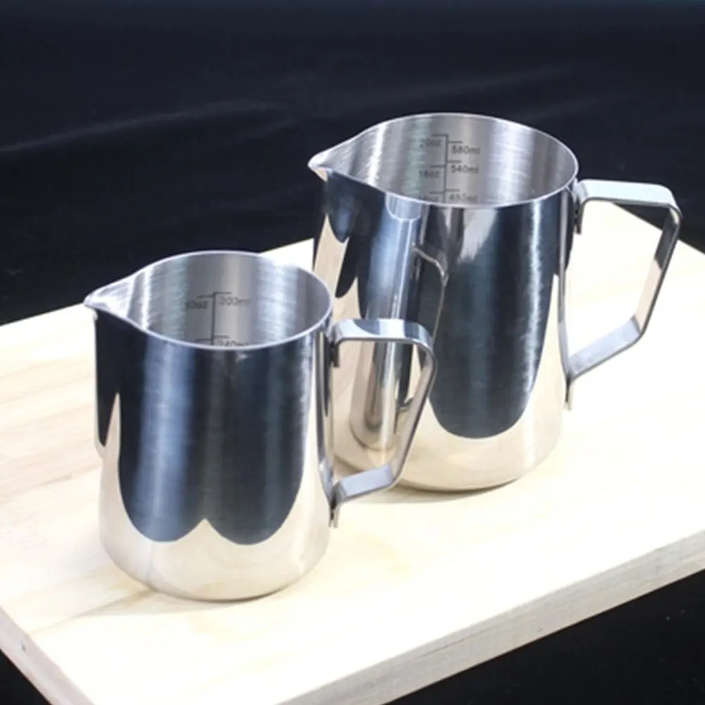 350ml /600ml Stainless Steel Milk Frothing Jugs Milk Cream Cup Multi Sizes Coffee Art Creamer Pitcher With Spout Accessories
350ml /600ml Stainless Steel Milk Frothing Jugs Milk Cream Cup Multi Sizes Coffee Art Creamer Pitcher With Spout Accessories