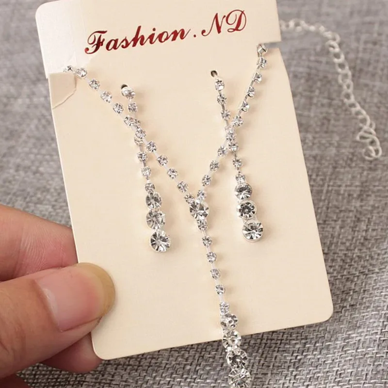 Hot fashion Europe and America simple bride crystal necklace earrings rhinestone necklace ear pin set 2 piece wedding jewelry
Hot fashion Europe and America simple bride crystal necklace earrings rhinestone necklace ear pin set 2 piece wedding jewelry