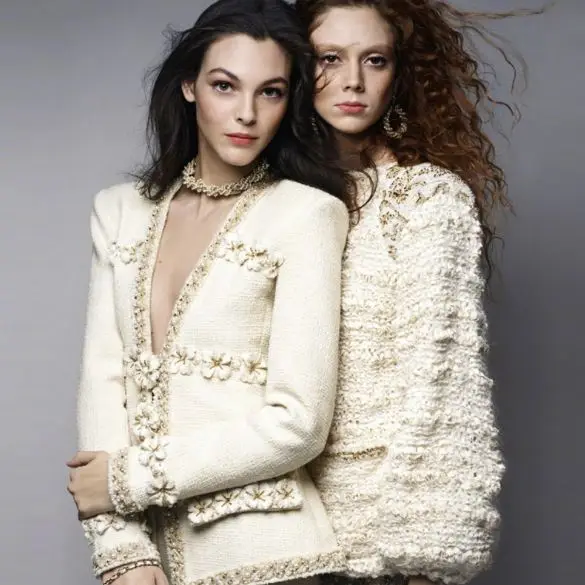 2018 spring/fall Women Deep V Neck luxury 3D Flower Beading Tweed Jacket slim coat elegant designer runway outerwear
2018 spring/fall Women Deep V Neck luxury 3D Flower Beading Tweed Jacket slim coat elegant designer runway outerwear