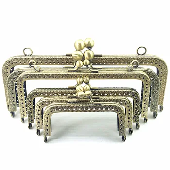 10Pcs Flower Convex Rectangle Metal Frame Kiss Clasps Buckles Clutch Bag Purse Handbag Handle Accessories
10Pcs Flower Convex Rectangle Metal Frame Kiss Clasps Buckles Clutch Bag Purse Handbag Handle Accessories
