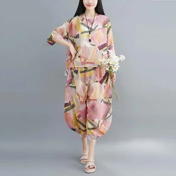 2019 Summer Chiffon 2 piece suit female sets fashion Retro elegant printing women chiffon shirt top+wide leg pants suit
2019 Summer Chiffon 2 piece suit female sets fashion Retro elegant printing women chiffon shirt top+wide leg pants suit