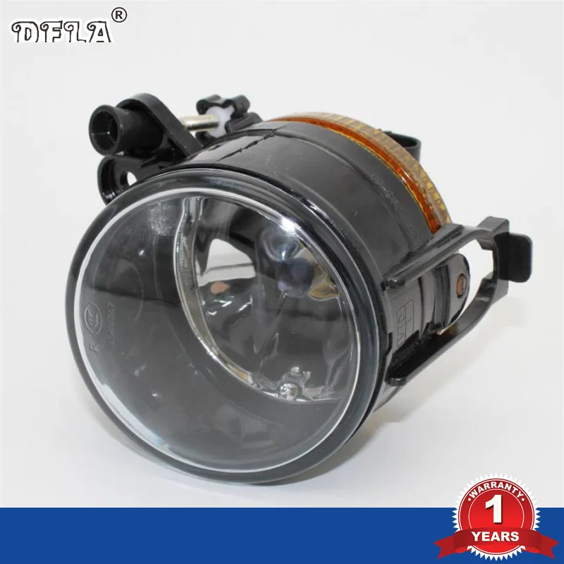 Car Light For VW Golf 5 V MK5 R32 2004 2005 2006 2007 2008 2009 Car-styling Front Halogen Fog Light Fog Lamp Right Side
Car Light For VW Golf 5 V MK5 R32 2004 2005 2006 2007 2008 2009 Car-styling Front Halogen Fog Light Fog Lamp Right Side