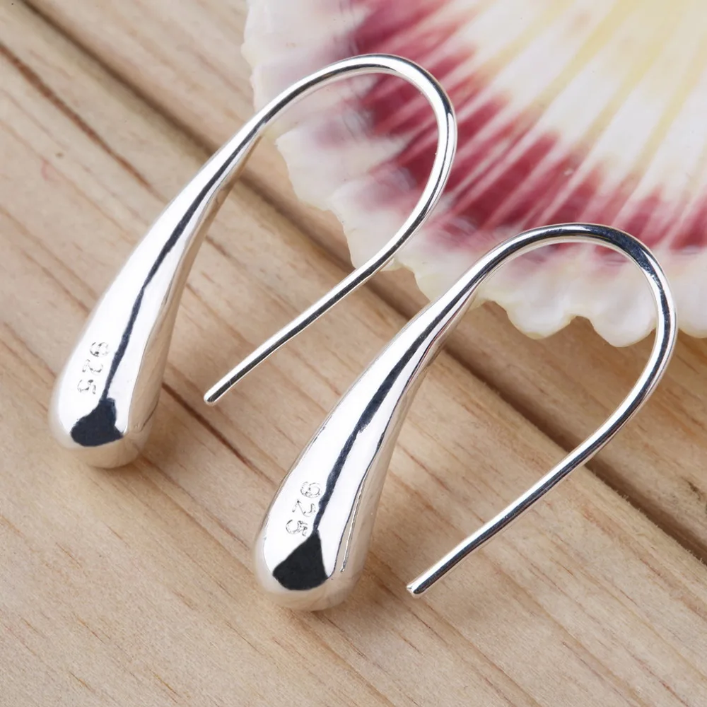 1Pair New Women Waterdrop Teardrop Raindrop Hook Silver Color Earrings Fashion Jewelry for Girls A30
1Pair New Women Waterdrop Teardrop Raindrop Hook Silver Color Earrings Fashion Jewelry for Girls A30