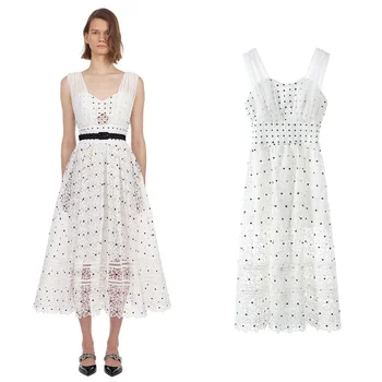 2019 Summer New Sexy Lace Dot Point Sleeveless Strapless Hollow Out Long Dress Women No Belt G0572
2019 Summer New Sexy Lace Dot Point Sleeveless Strapless Hollow Out Long Dress Women No Belt G0572