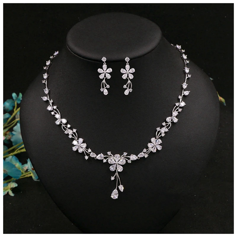 Cubic Zircon Sliver Color Necklace and Earrings Jewelry Sets Valentine's Day Choker Necklace Sets Prom Wedding Accessories
Cubic Zircon Sliver Color Necklace and Earrings Jewelry Sets Valentine's Day Choker Necklace Sets Prom Wedding Accessories