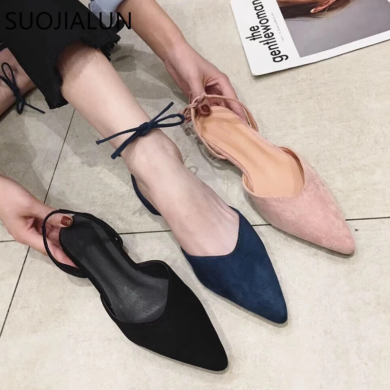 SUOJIALUN 2019 New Brand Women Mules Slippers Women Pointed Toe Flats Cross-tied Loafers Flip Flops Casual Ladies Shoes
SUOJIALUN 2019 New Brand Women Mules Slippers Women Pointed Toe Flats Cross-tied Loafers Flip Flops Casual Ladies Shoes