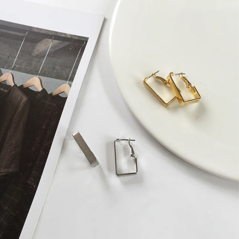 New Gold Silver Metal Trendy Square Hoop Earring Punk Geometric Hoop Earrings Statement Earring For Women Girls
New Gold Silver Metal Trendy Square Hoop Earring Punk Geometric Hoop Earrings Statement Earring For Women Girls