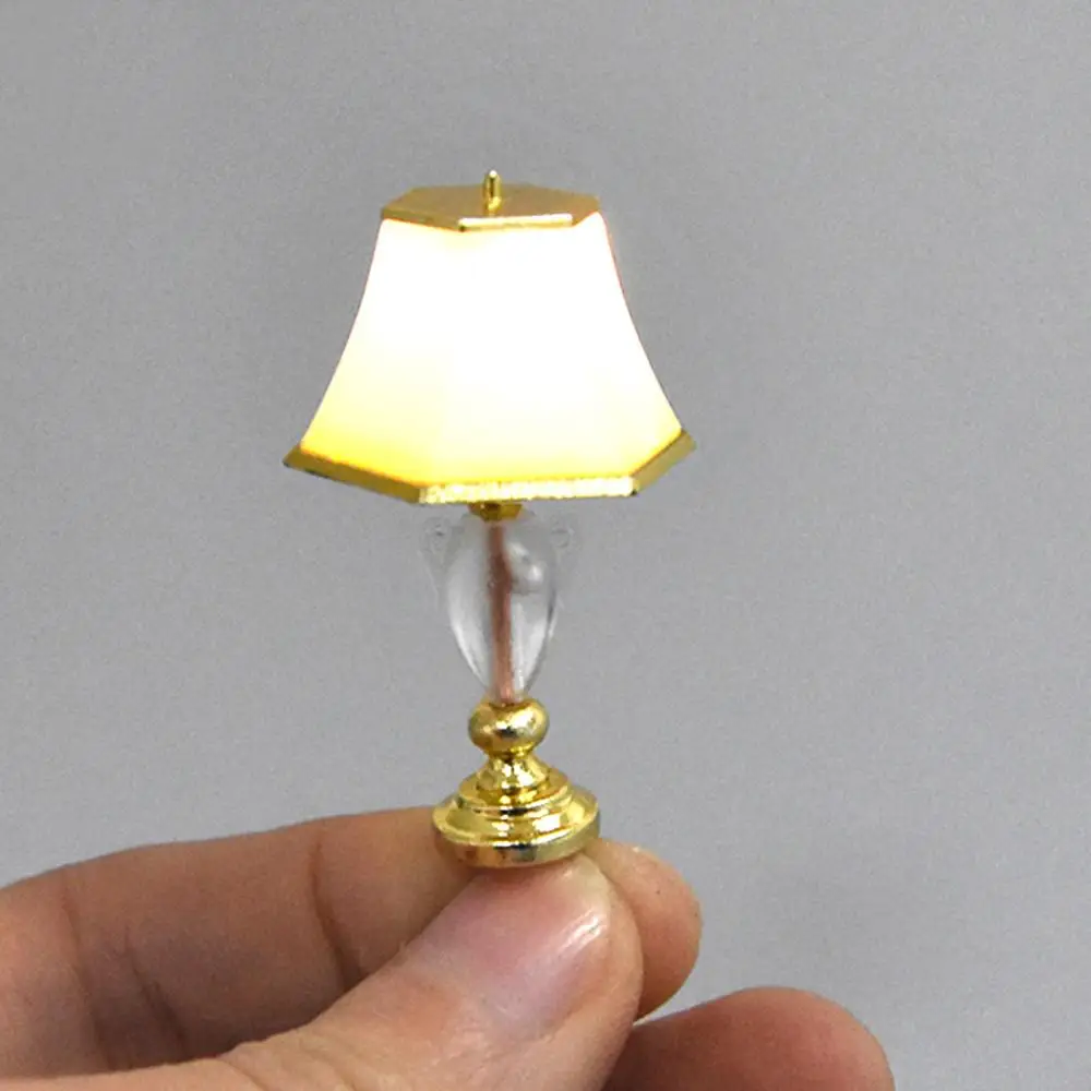5pcs G Scale 1:20 Model Railway LED Table Lamppost Metal Desk Lamps Model Lights Model Kits
5pcs G Scale 1:20 Model Railway LED Table Lamppost Metal Desk Lamps Model Lights Model Kits