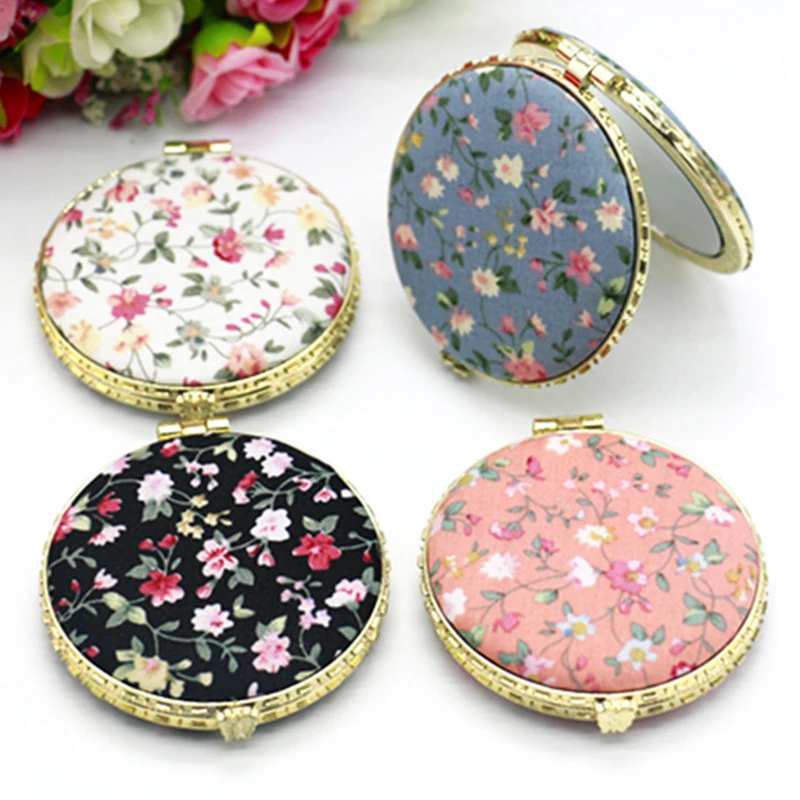 Floral Flower Pattern Printing Portable Double-Sided Folded Mirrors Makeup Mirror Tools Supplies Girls Birthday Gift
Floral Flower Pattern Printing Portable Double-Sided Folded Mirrors Makeup Mirror Tools Supplies Girls Birthday Gift