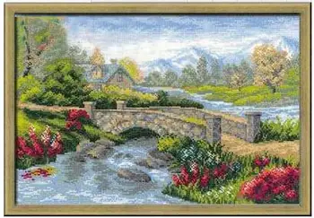 For Embroidery Needlework Crafts 14CT Unprinted DIY Quality Cross Stitch Kits Handmade Arts Scenic Village Bridge Home Decor
For Embroidery Needlework Crafts 14CT Unprinted DIY Quality Cross Stitch Kits Handmade Arts Scenic Village Bridge Home Decor